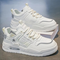 Chaussures pour hommes, baskets. Nouvelle collection Printemps 2026 : Chaussures de sport polyvalentes et décontractées à semelle épaisse pour hommes.