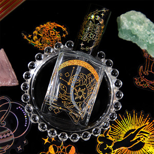 Paquete de 40 Hojas de Pegatinas PET, Serie Cuentos del Zodiaco, Adornos Dorados Cortados con Láser para Planificador - Product Image 4