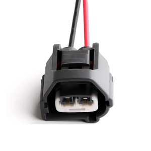 ขั้วต่อสายไฟแบบหุ้มฉนวน 2 ขา สำหรับคอยล์จุดระเบิดรถยนต์ แบบตัวเมีย พร้อมปลอกหุ้ม ได้รับการรับรองมาตรฐาน ISO/TS16949 วัสดุ PBT+GPA66+GF - Product Image 2