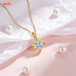เฮงเดียน ขายส่งสร้อยคอผู้หญิง ทองเหลืองชุบทอง 18K กรอบสี่เหลี่ยมประดับเพชรทรงเจ้าหญิงคุณภาพ AAA - Product Image 4