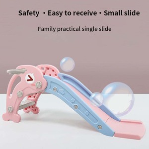 Petit toboggan pour enfants en forme de dauphin de dessin animé avec panier de basket, toboggan simple pliable et sûr pour les tout-petits, équipement de jeu à domicile - Product Image 1