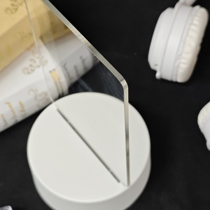 กระดานเขียนอะคริลิคเรืองแสง 3 มิติ พร้อมไฟ LED RGB สร้างสรรค์ DIY ลบเขียนซ้ำได้ ใช้เป็นกระดานข้อความอิเล็กทรอนิกส์ ของขวัญสำหรับช่วงกลางคืน - Product Image 4