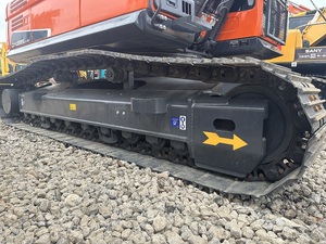 Excavatrice sur chenilles Doosan DX225/DX300 d'occasion, 98% neuve, haute qualité, robuste, 22 tonnes, moteur PLC, certifiée EPA CE, pompe et roulement - Product Image 3