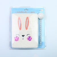 Carnet en peluche Yilan H-069 32k avec stylo, pages lignées à motifs de dessins animés, reliure cousue, protection oculaire, pour le commerce transfrontalier