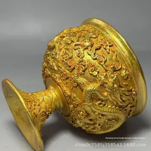 Coupe à vin antique en cuivre doré à double dragon et perles, sur pied haut, style rétro, période Qianlong de la <span class=keywords><strong>dynastie</strong></span> <span class=keywords><strong>Qing</strong></span>, coupe d'offrande fabriquée en Chine - Product Image 3