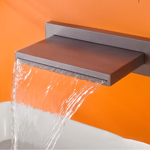 <span class=keywords><strong>Rubinetto</strong></span> <span class=keywords><strong>Miscelatore</strong></span> da Bagno a Cascata Quadrato in Ottone, Montaggio a Parete, Design Creativo Grigio Pistola, per Lavabo Sanitario - Product Image 3
