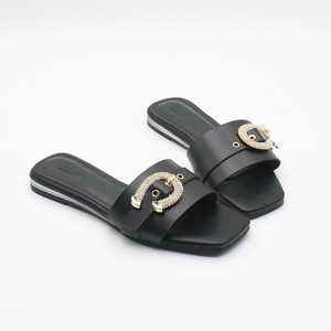 2025 <strong>Women's</strong> Solid Color Metal Buckle Flat Slippers <strong>Women's</strong> Instagram <strong>Fashion</strong> Holiday Beach Summer Sandals - Product Image 2