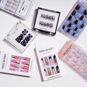 <span class=keywords><strong>Faux</strong></span> <span class=keywords><strong>Ongles</strong></span> Amande de Luxe Faits Main en <span class=keywords><strong>Gel</strong></span> Souple, Motif Floral Rose 3D Élégant, à Presser, pour Manucure Française (Vente en Gros) - Product Image 2
