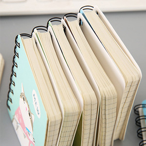 Phim Hoạt Hình A7 Mini Xoắn Ốc Máy Tính Xách Tay Sinh Viên Nhật Ký Softcover Side Lật Cuộn Dây Thiết Kế Văn Phòng Văn Phòng Phẩm <span class=keywords><strong>Notepad</strong></span> Giấy Bìa - Product Image 3