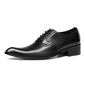Zapatos formales de cuero para hombre, estilo moderno y único para otoño, con punta en pico, zapatos de vestir y Oxford a la moda para hombre. - Product Image 1