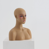 Tête de mannequin en fibre de verre avec maquillage blanc, style européen, demi-corps, pour présentation de perruques