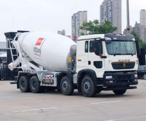 Camion malaxeur à béton ZOOMLION 8x4 HOWO 12m3, 380 ch, Sinotruk NX, Chine, pour travaux de construction, à vendre - Product Image 3