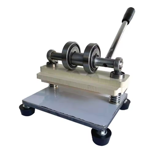 Mini machine de découpe et d'estampage manuelle compacte en cuir pour artisanat du cuir, presse manuelle pour cuir, papier et vêtements - Product Image 4