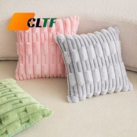 Nouvelle tendance 2025 : Housse de coussin en peluche simple, taies d'oreiller bohèmes pour la décoration de la maison, du canapé et de la chambre à coucher, cadeaux du Nouvel An, vente en gros