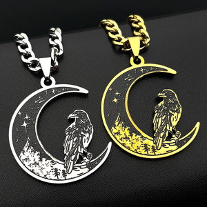 Collana con Pendente in Acciaio Inossidabile Stile Retrò Europeo e Americano, Nodo Celtico Vichingo, Luna e Gugliello - Product Image 1