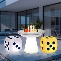 Lumière extérieure à énergie solaire en gros Led Cube Light, Cubes de meubles d'éclairage, Cube éclairé RVB Ensembles de table et de chaises de bar de siège