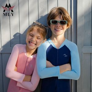 공장 가격 맞춤형 소년 소녀 7-14 어린이 유럽 소녀 수영복 - Product Image 1