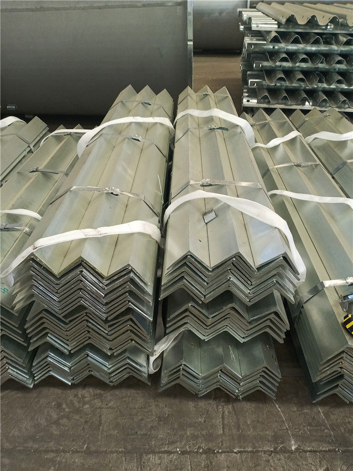 30 x 30 x 5 Steel angle iron