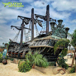 Statue de bateau pirate en bois et fibre de verre pour la décoration de parc aquatique - Product Image 3