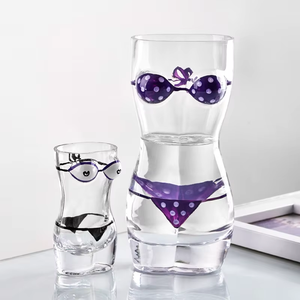Verres à Liqueur en Forme de Corps de <span class=keywords><strong>Femme</strong></span> Peints à la Main Vente en Gros Tasse à Bière de Jus de Boisson Cocktail Whisky <span class=keywords><strong>Verre</strong></span> à Boire pour Bar - Product Image 3