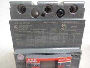 Interruptor Automático Magnetotérmico Serie Tmax, 3P, 16-1600A, IEC, PLC - Product Image 1