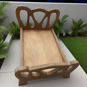 Cama para mascotas hecha a mano de madera con cabecero único | Multiusos para conejos/gatos, accesorios para Festivales/estudios, varios acabados - Product Image 6