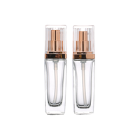 Flacon de lotion carré vide transparent de luxe pour cosmétiques, 30 ml, 40 ml, 50 ml, 120 ml, avec pompe dorée pour le maquillage