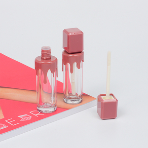 Tappo quadrato con bottiglia rotonda <span class=keywords><strong>a</strong></span> forma di <span class=keywords><strong>goccia</strong></span> d'acqua <span class=keywords><strong>a</strong></span> ultrasuoni con lucidalabbra tubo vuoto - Product Image 2