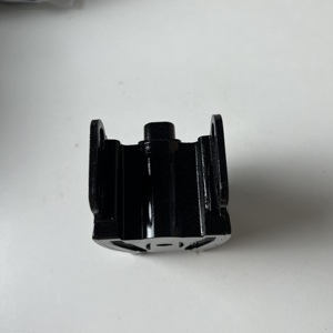Support moteur avant 47583-90B en acier pour modèles Harley-Davidson Dyna, pièce de rechange - Product Image 2