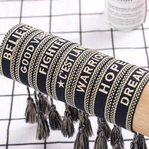 Bracciale ricamato nuovo stile a forma di <span class=keywords><strong>cuore</strong></span> intrecciato a mano semplice ricamo frangia gioiello creativo bracciale - Product Image 4