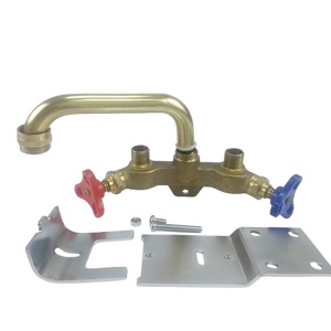 Robinet de lavabo à 2 poignées - Avec bec de 6 pouces - Product Image 2