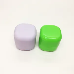 7G Zachte Aanraking Kleurrijke Schroefdop Kogelvormige Plastic Lege Schattige Lippenbalsemcontainers