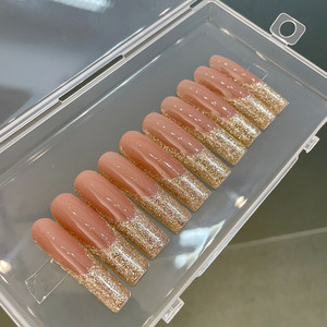 Nouvelle Collection : Faux Ongles à Coller en Acrylique Faits Main, Couverture Complète Extra Longue, Forme Cercueil Scintillante, 10 Pièces Pré-conçues - Product Image 4