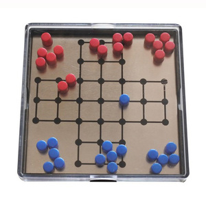 <span class=keywords><strong>Jeu</strong></span> <span class=keywords><strong>d</strong></span>'échecs magnétique miniature pour enfants - Product Image 1