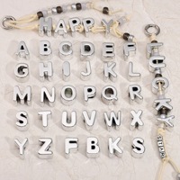 Perles en acrylique de couleur unie, lettres de l'alphabet, accessoires pour boucles de chaussures DIY, fabrication artisanale, électroplaquées, trou de 6 mm, ABC