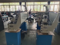 Machine de tour d'établi 52mm alésage de broche 1000mm C0636B en stock