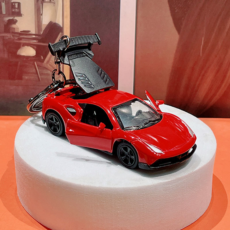 Simulazione mini auto sportiva pendente-rosso