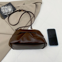 Sac à bandoulière plissé au design élégant, fermeture magnétique de haute qualité, sac bandoulière de luxe pour femme, vente chaude en usine