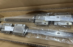 Rodamiento Lineal para Eje Y para Aplicaciones Modelo SVS25R2SSC1+830LH SVS25R2SSC1+830LH FANUC Fanuc Eje X/Y A97L-0201-0735 # 1 - Product Image 4
