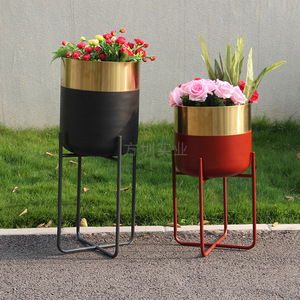 Jardinière de sol en acier inoxydable, circulaire, moderne, minimaliste, pour jardin extérieur, pot à fleurs en métal avec revêtement en poudre pour plantes - Product Image 1