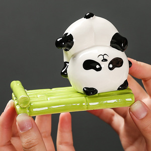 ที่วางโทรศัพท์เซรามิกรูปแพนด้า นอนคว่ำ ตกแต่งโต๊ะ ของขวัญพกพา สไตล์มินิมอลทันสมัย - Product Image 3