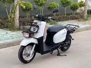 Scooter cargo <span class=keywords><strong>Yamaha</strong></span> Gear BX50 <span class=keywords><strong>50cc</strong></span> 4 temps à injection de carburant avec panier avant et porte-bagages arrière, <span class=keywords><strong>cyclomoteur</strong></span> de livraison commercial - Product Image 3