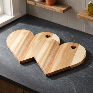 Planche à découper en bois artisanale multifonctionnelle pour la maison et les cuisines professionnelles - Durable, écologique, passe au lave-vaisselle - Product Image 3