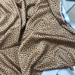 Tessuto Misto 95% Poliestere 5% Spandex con Stampa Tigre e Leopardo per Pigiami e Borse alla Moda - Product Image 6