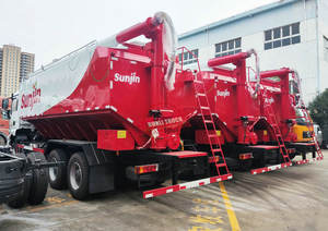 Camion de livraison de céréales en vrac de haute qualité à 10 roues, 30 m³, camion porte-céréales de 20 m³ 10T, véhicule de transport de fourrage en vrac de 15 tonnes - Product Image 5