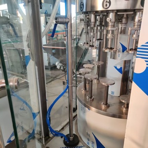Machine de mise en bouteille pour la production de gin à petite échelle, machine de remplissage de bouteilles de vodka/whisky/liqueur/spiritueux - Product Image 6