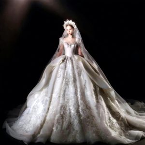 Vestido de Novia de Lujo Vintage Estilo Princesa con Bordado Color Marfil Claro, Cola Bohemia, Talla Grande, Modelo Lsjj42 - Product Image 1