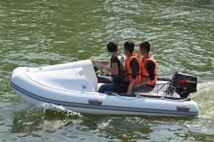 Yacht de sport certifié CE, <span class=keywords><strong>bateau</strong></span> gonflable en fibre de verre 350*175cm avec moteur hors-bord, prêt pour les loisirs et la navigation en haute mer - Product Image 3