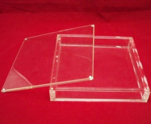 Hộp Acrylic Trong Suốt 20*20Cm Có Nắp Nam Châm, Hộp Acrylic Từ Tính Trong Suốt - Product Image 3