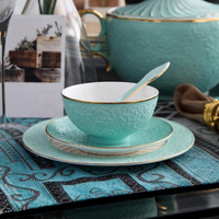 Assiettes en céramique service de table, assiettes à bords dorés bleues nordiques de 8 pièces, vaisselle en porcelaine, service de table de luxe